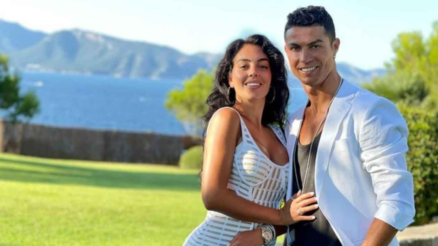 Cristiano y Georgina posan acaramelados en Mallorca /INSTAGRAM