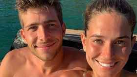 Coral Simanovich y Sergi Roberto de vacaciones