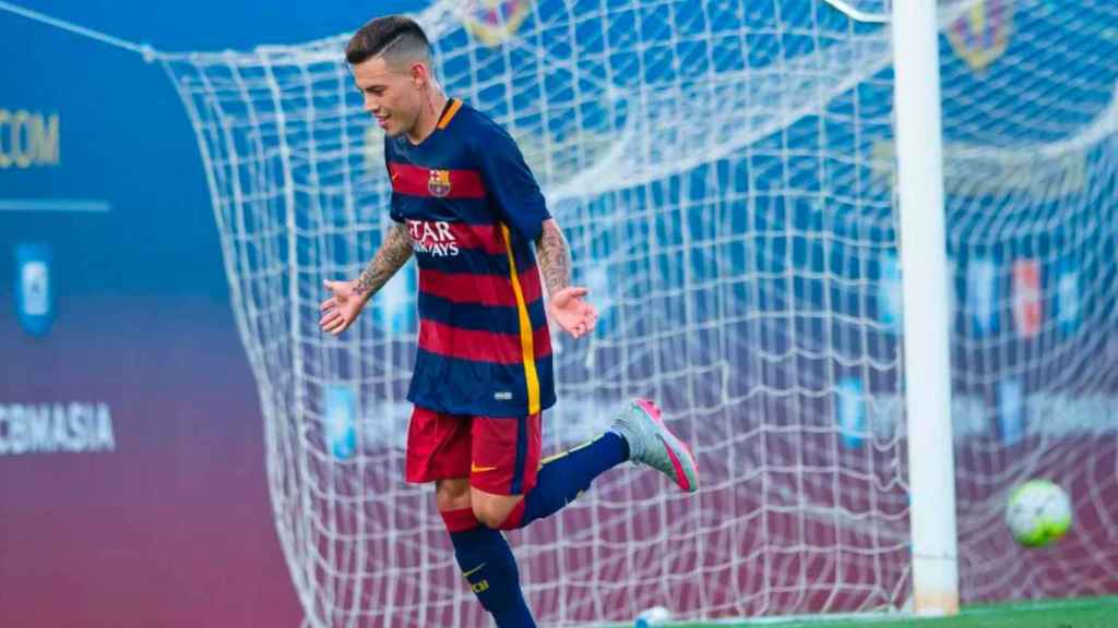 Maxi Rolón, celebrando un gol con la camiseta del Barça / FCB