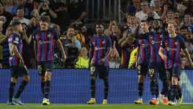 El Barça celebra el gol de Franck Kessié, durante la goleada contra el Viktoria Plzen / EFE