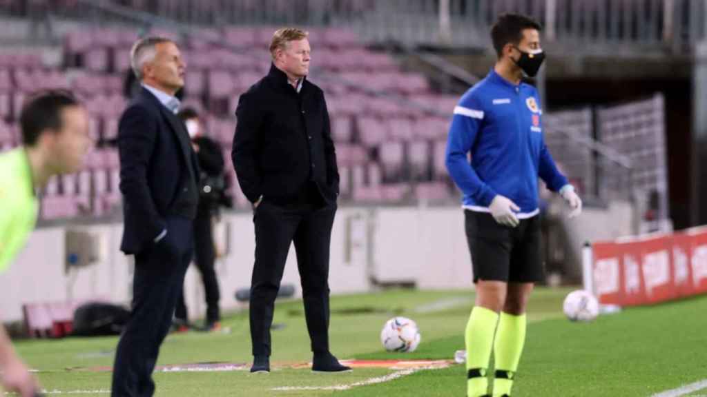 Ronald Koeman durante el partido del Barça contra el Elche / FC Barcelona