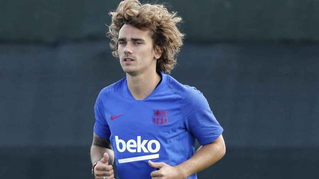 Griezmann durante un entrenamiento con el Barcelona/ EFE