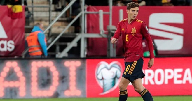 Pau Torres con la selección española / Redes