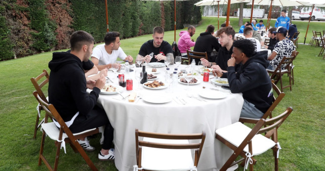 Comida de hermandad de la plantilla del Barça / FCB