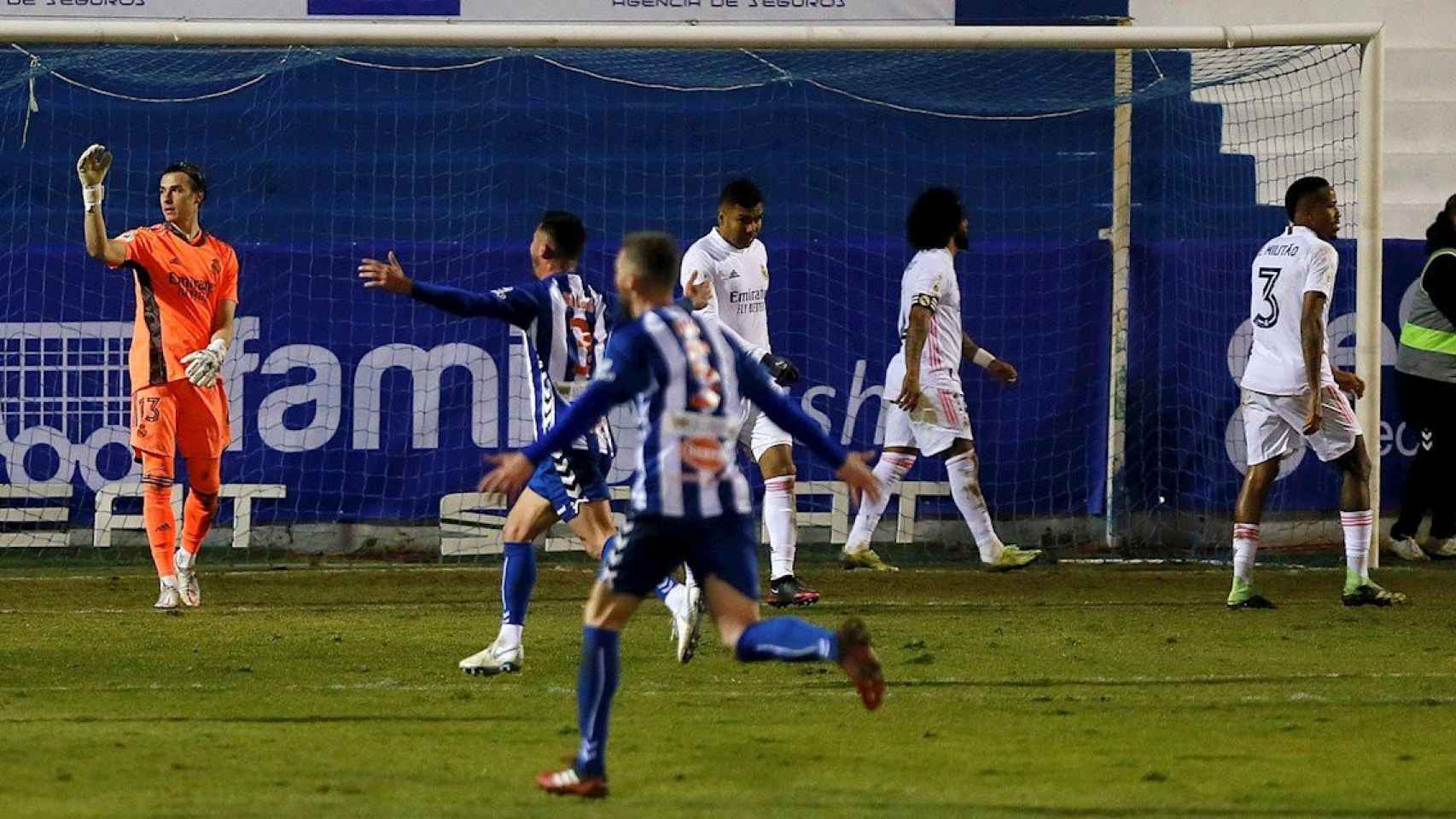 El Alcoyano se carga al Real Madrid de la Copa EFE