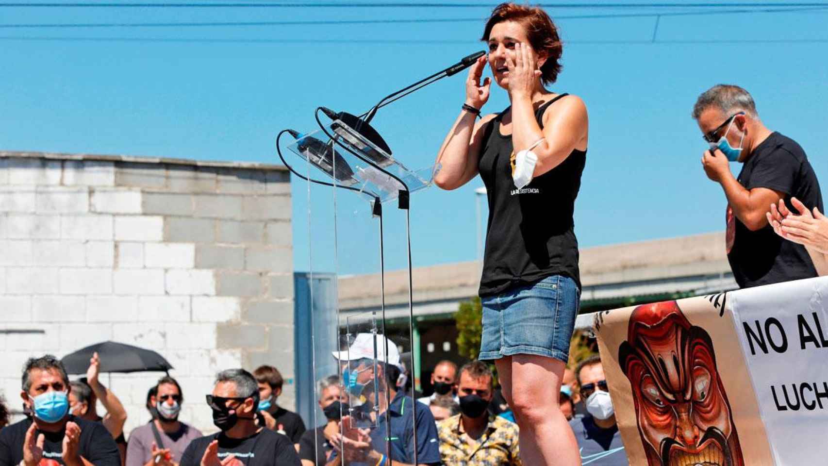 Laura Campos, alcadesa de Montcada, en la asamblea de Nissan que avaló el acuerdo de cierre de la fábrica / EFE