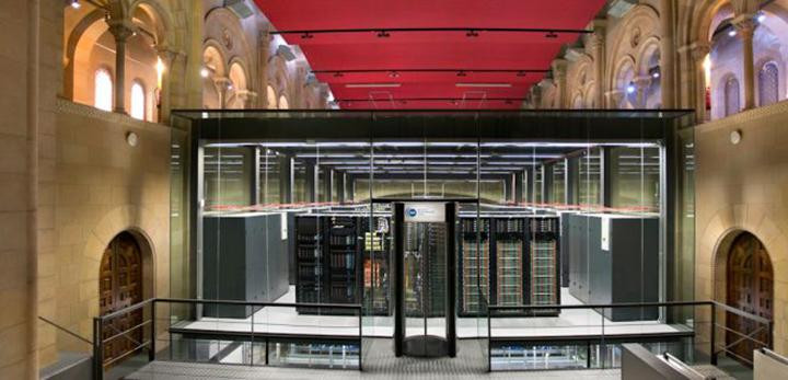 El Barcelona Supercomputing Center, que alberga el supercomputador MareNostrum / CG