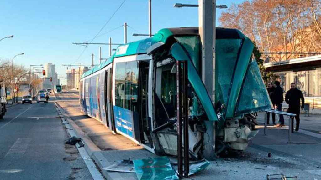 Imagen del accidente del Trambesós en Sant Adrià de Besòs (Barcelona) / CG