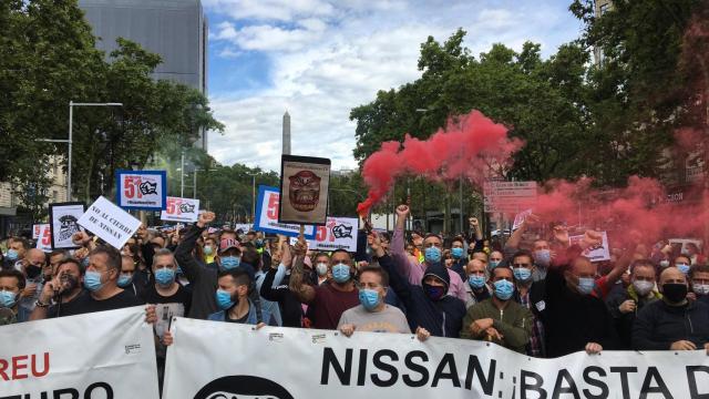 Protesta de los trabajadores de Nissan en Paseo de Gràcia / EUROPA PRESS