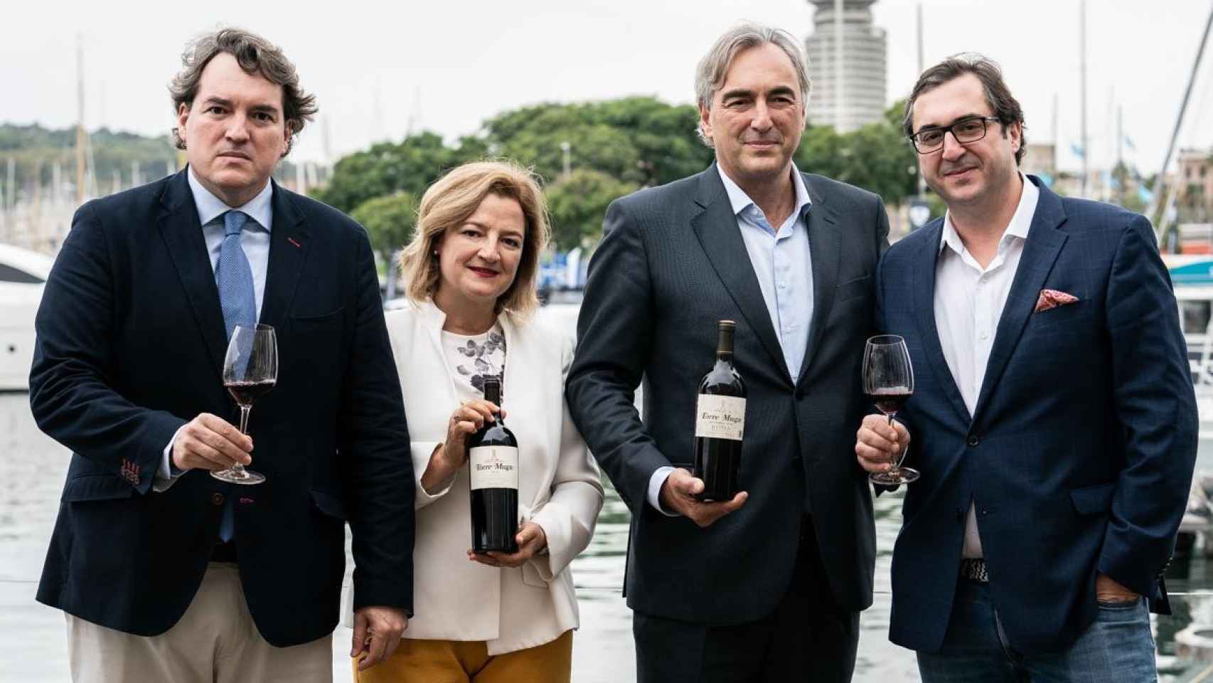 Eduardo, Ana, Manu y Juan Muga durante el aniversario de Torre Muga en Barcelona