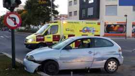 El coche del conductor borracho tras el accidente / TWITTER POLICÍA DE MURCIA