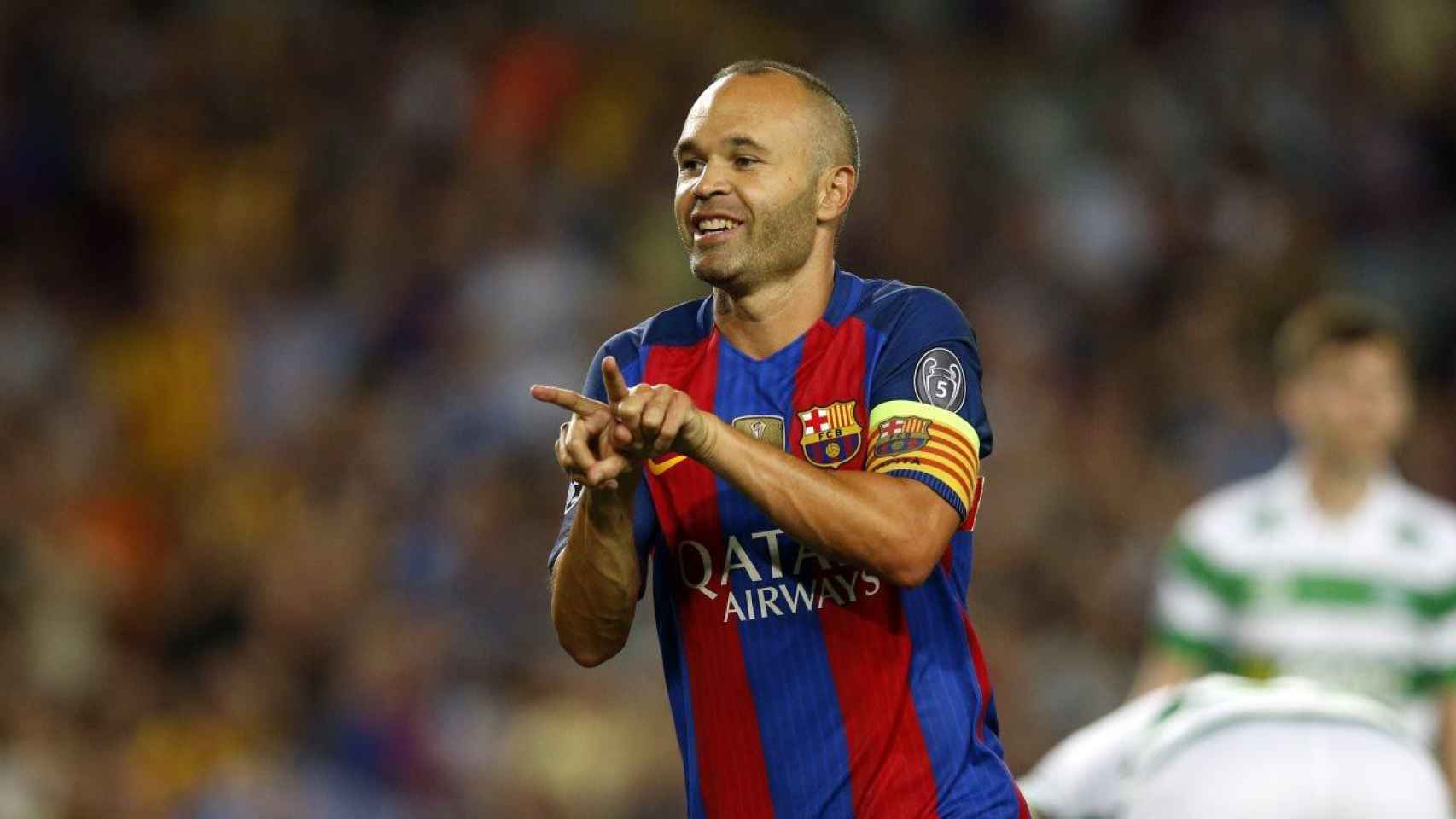 Iniesta celebrando un gol con el Barça / FCB