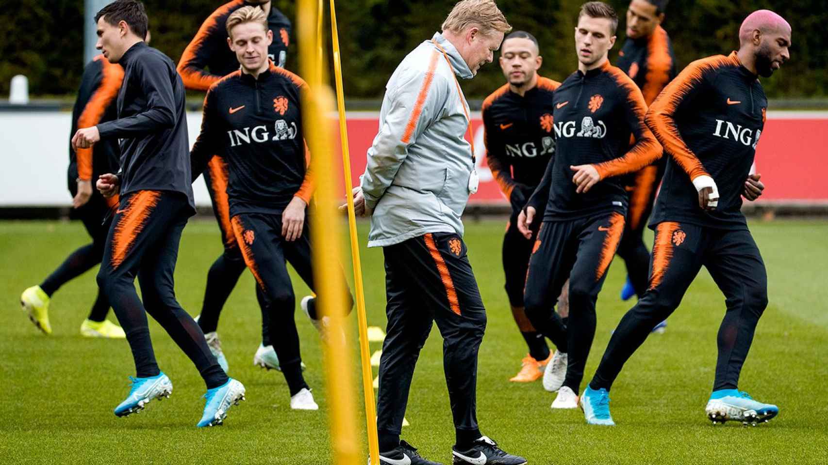 Ronald Koeman en su etapa con la selección de Holanda antes de entrenar al Barça / Redes