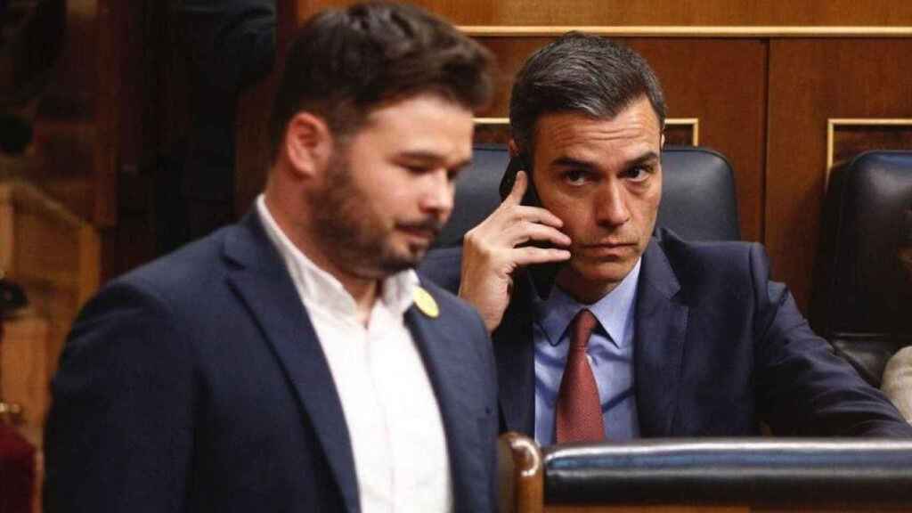 El portavoz de ERC en el Congreso, Gabriel Rufián, y el presidente del Gobierno, Pedro Sánchez / EFE