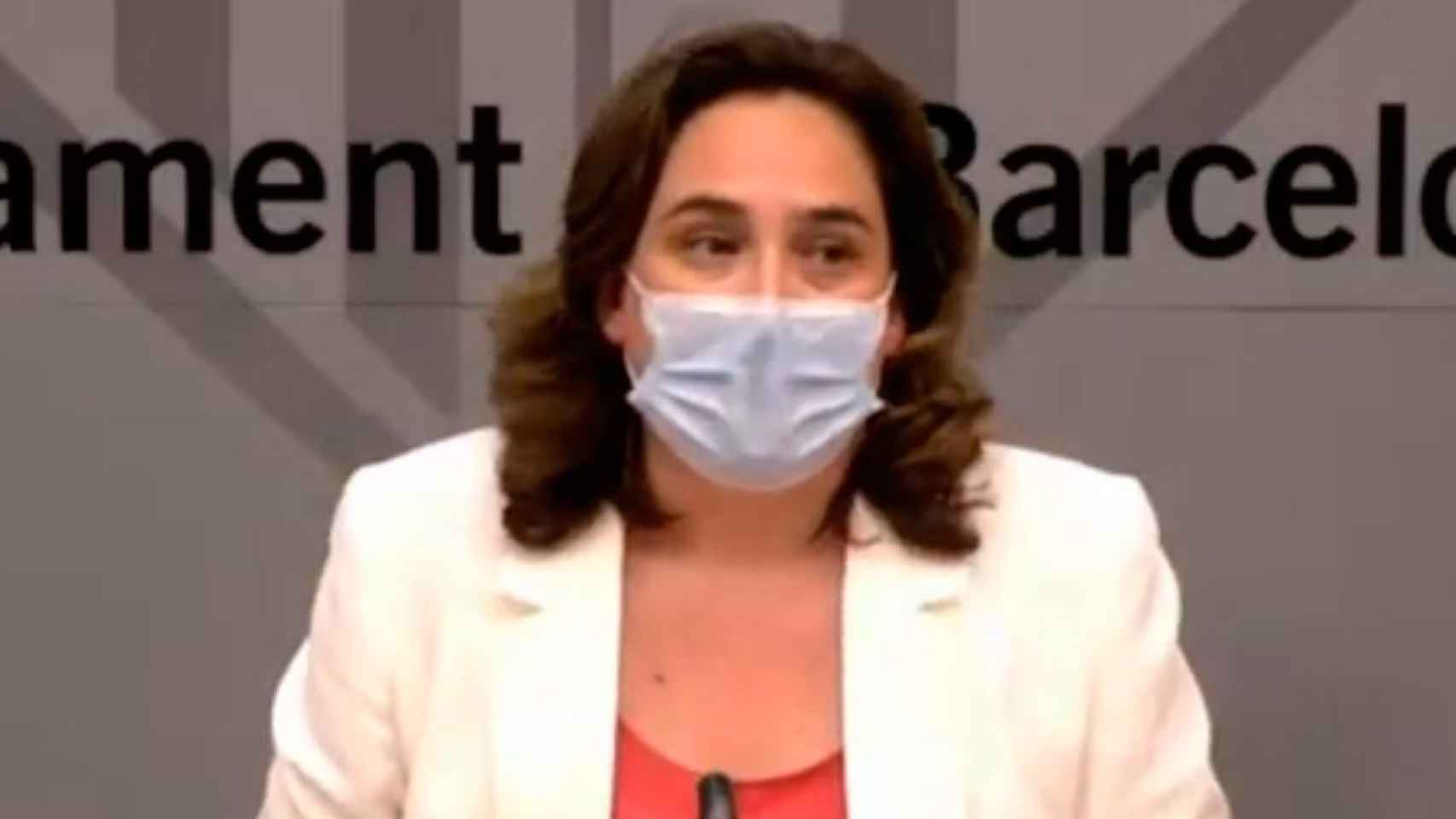 La alcaldesa de Barcelona, Ada Colau, en rueda de prensa