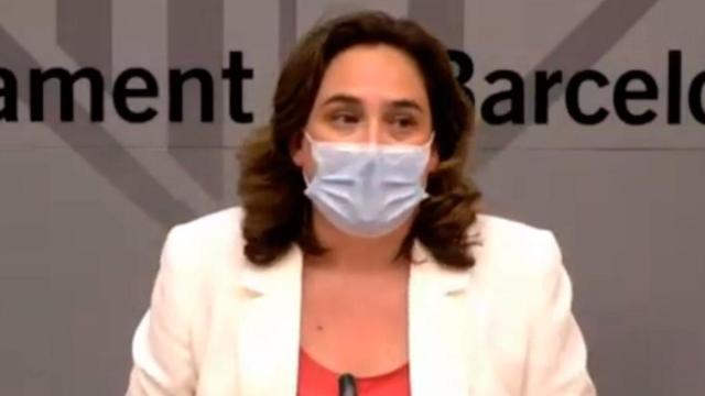 La alcaldesa de Barcelona, Ada Colau, en rueda de prensa