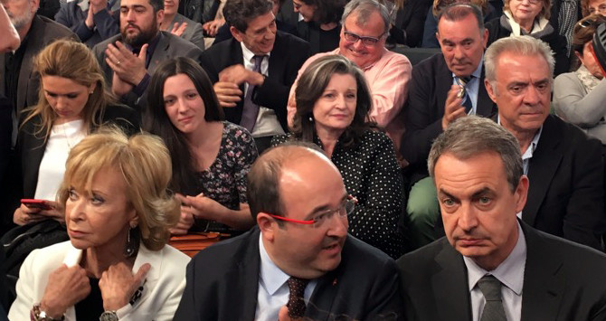 La exvicepresidenta del Gobierno María Teresa Fernández de la Vega; el líder del PSC, Miquel Iceta, y el expresidente del Gobierno José Luis Rodríguez Zapatero en el acto de homenaje a Carme Chacón / CG