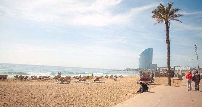 Playa de la Barceloneta /Flickr/Juanedc