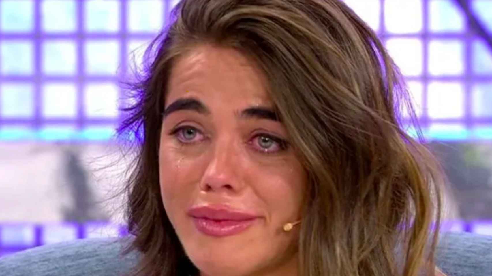 violeta mangriñán llorando en el plató de MYHYV