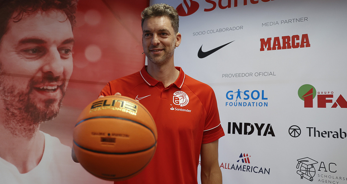 Pau Gasol, presentando la edición número 18 de su Pau Gasol Academy by Santander / EFE