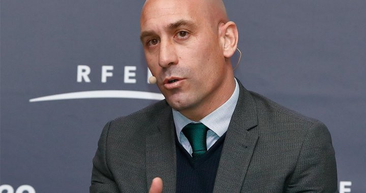 Rubiales se niega a buscar otra sede para la Supercopa