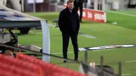 Ronald Koeman frente al Elche en el Camp Nou / FCB