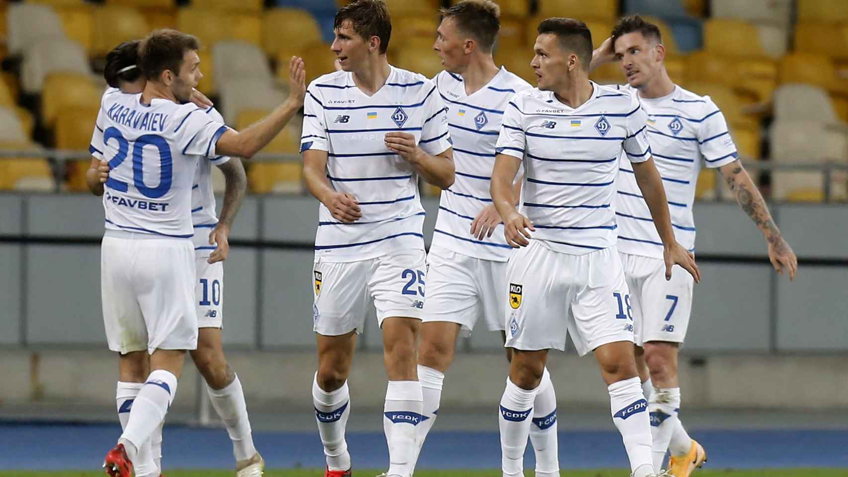 Los jugadores del Dinamo de Kiev celebrando un gol / EFE