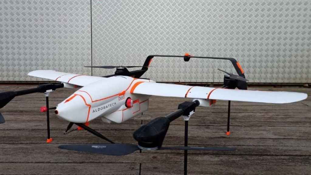 El dron creado por la startup catalana AldoraTech, que lidera Eduard Gómez, con impresión 3D para entregar paquetes de última milla / ALDORATECH