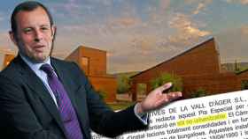 Sandro Rosell, los bungalows en zona no urbanizable y el documento que lo acredita / FOTOMONTAJE CG