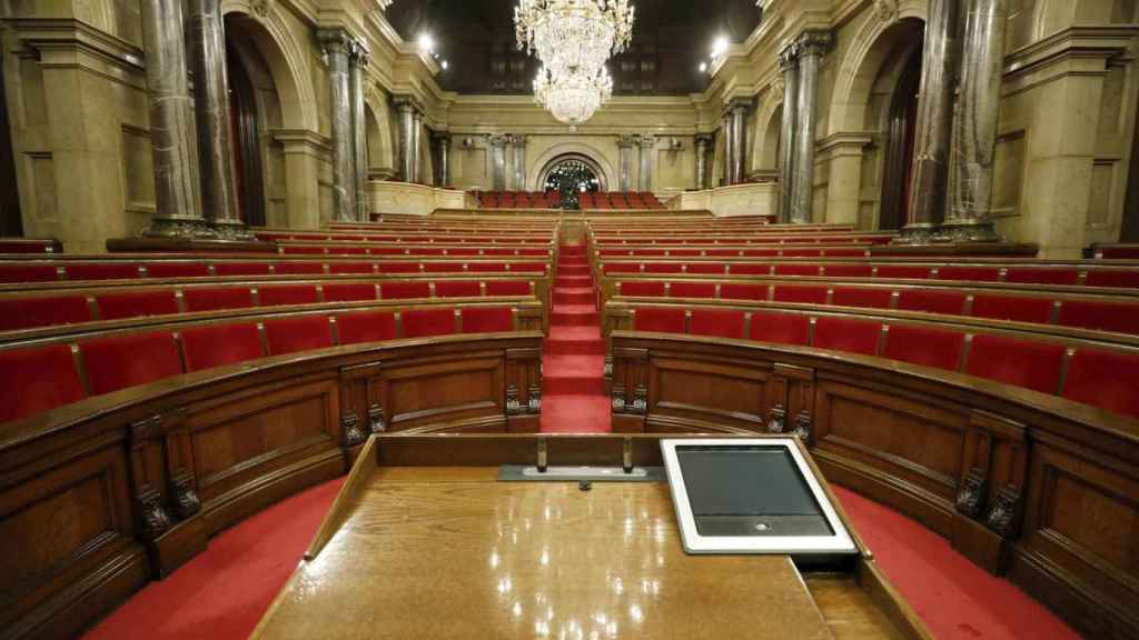 El Parlamento de Cataluña totalmente vacío / EFE