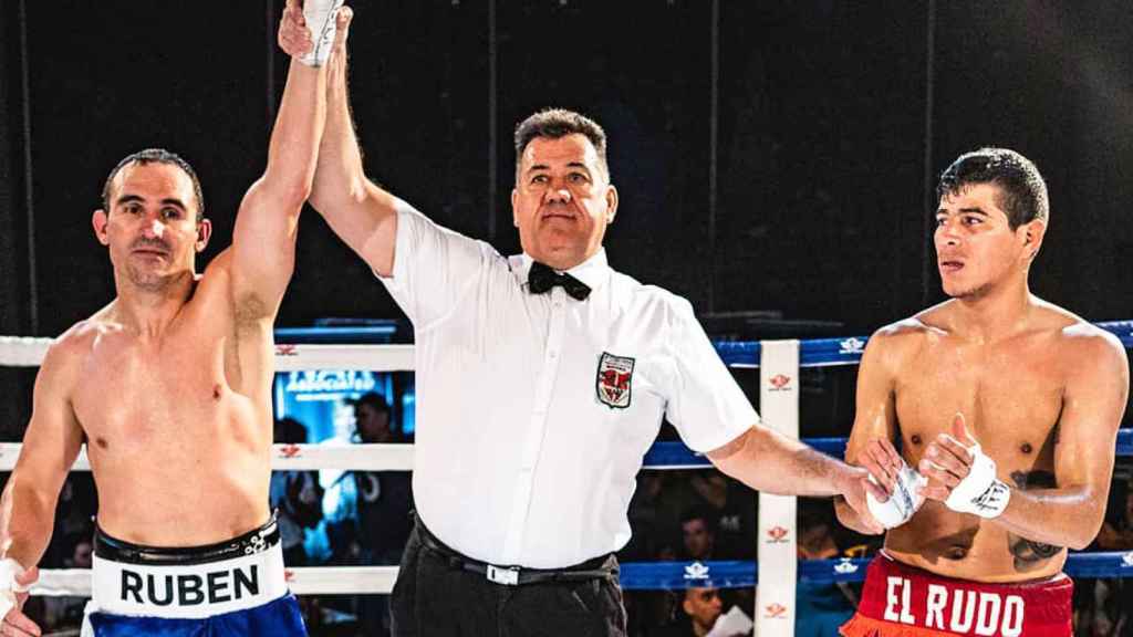 Nelson Altamirano (d), 'El Rudo', a quien captó la trama del boxeo de Baleares / Cedida