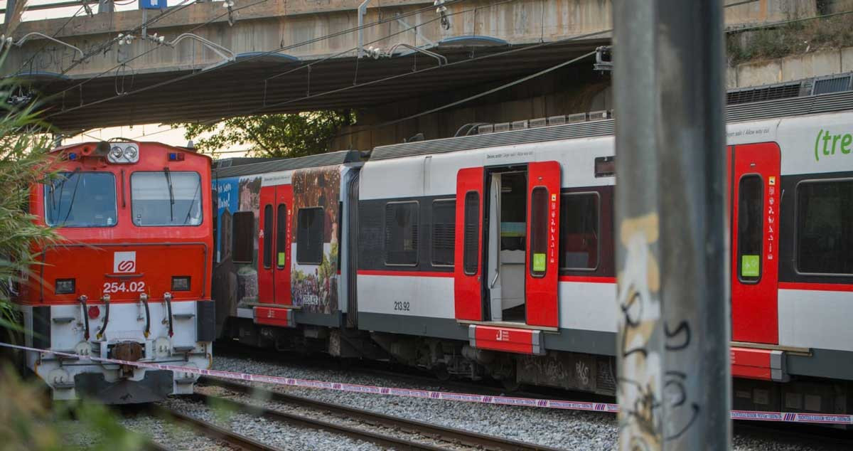 Trenes accidentados entre Sant Boi de Llobregat y Molí Nou / EUROPA PRESS