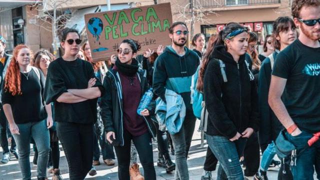 Una concentración de estudiantes por el clima en Girona / Fridays for future Girona