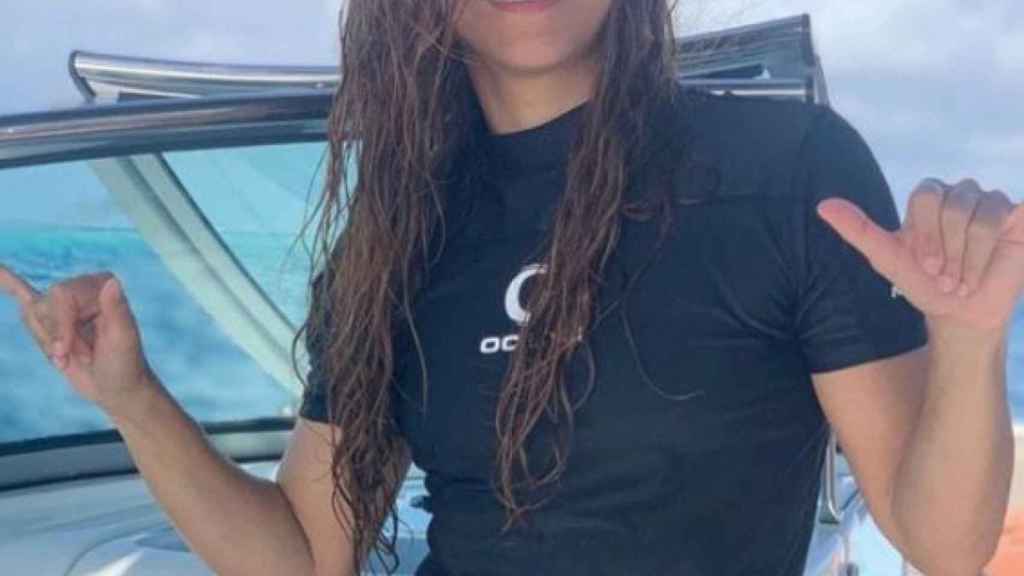 Shakira después de un día de surf