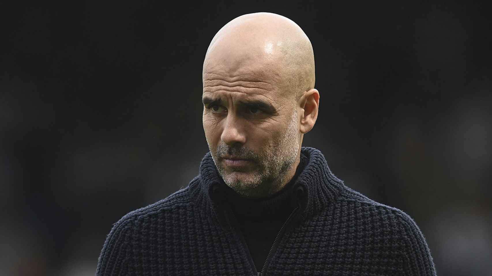 Pep Guardiola, preocupado, en un partido del Manchester City / EFE