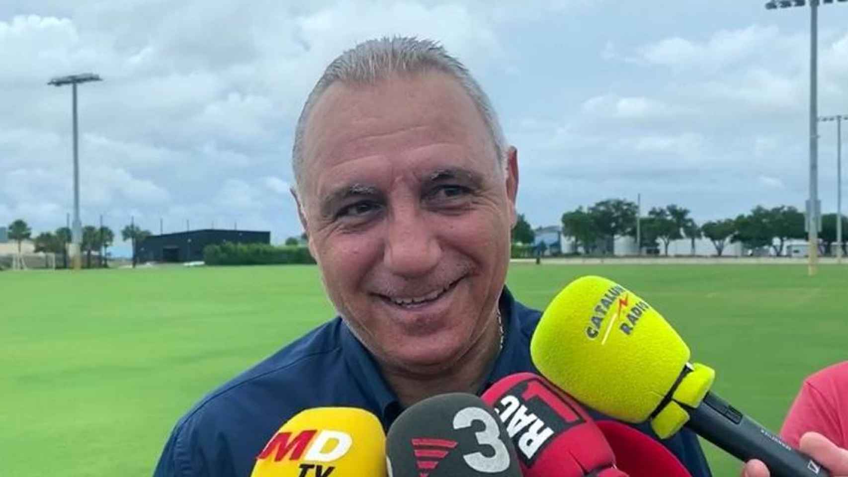 Stoichkov, leyenda del fútbol búlgaro, asistiendo a la pretemporada del Barça en Miami / Redes