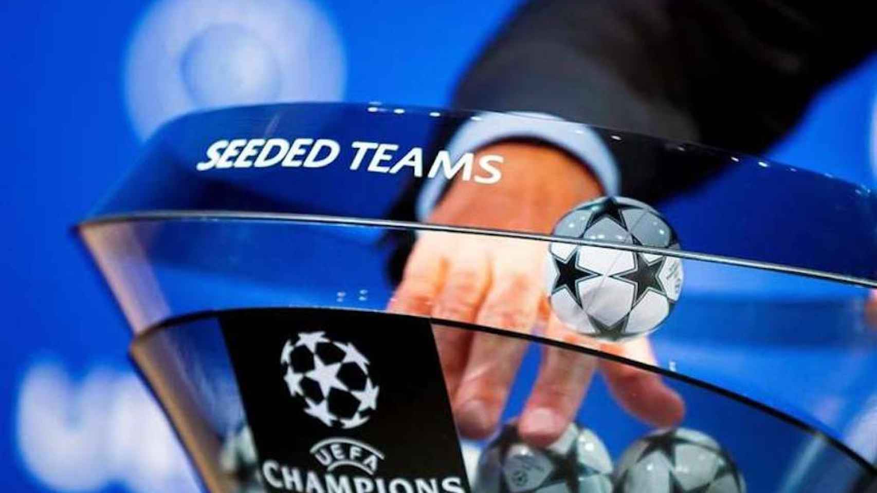 Una foto de archivo del sorteo de Champions League / EFE