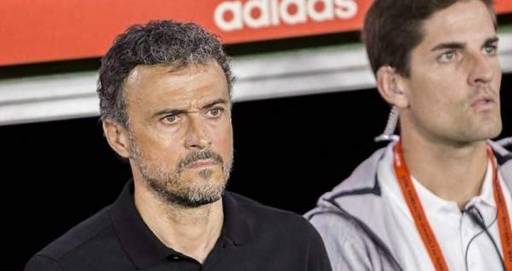 Una foto de Luis Enrique y Robert Moreno / EFE