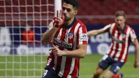 Luis Suárez, celebrando un gol contra el Valencia | EFE