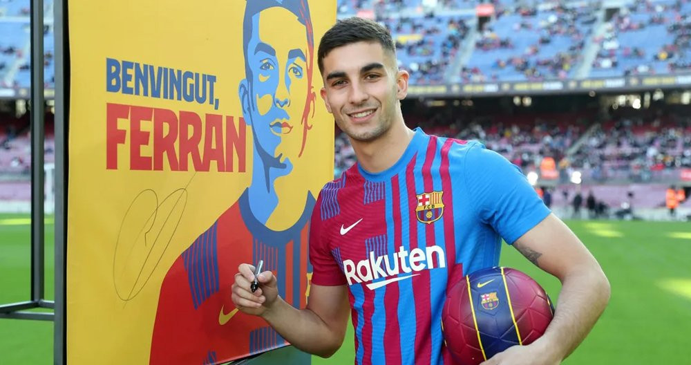 Ferran Torres, en su presentación como jugador del Barça / FCB