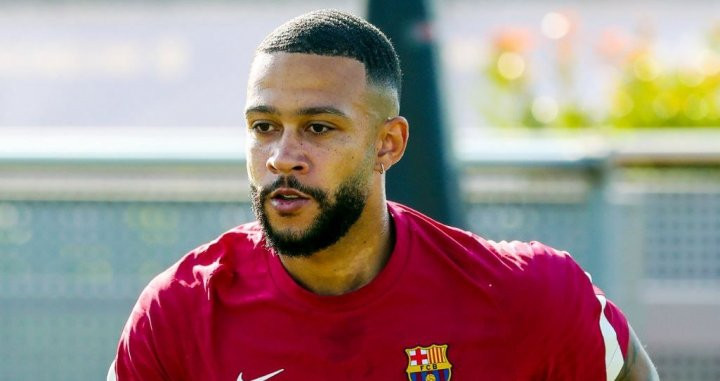 Depay en su primer entrenamiento con el Barça / FC Barcelona