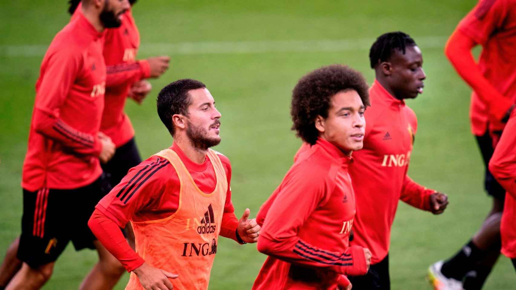 Hazard entrenando con la selección belga / Redes