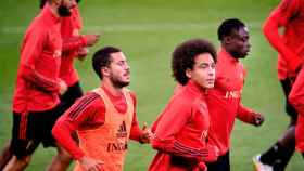 Hazard entrenando con la selección belga / Redes