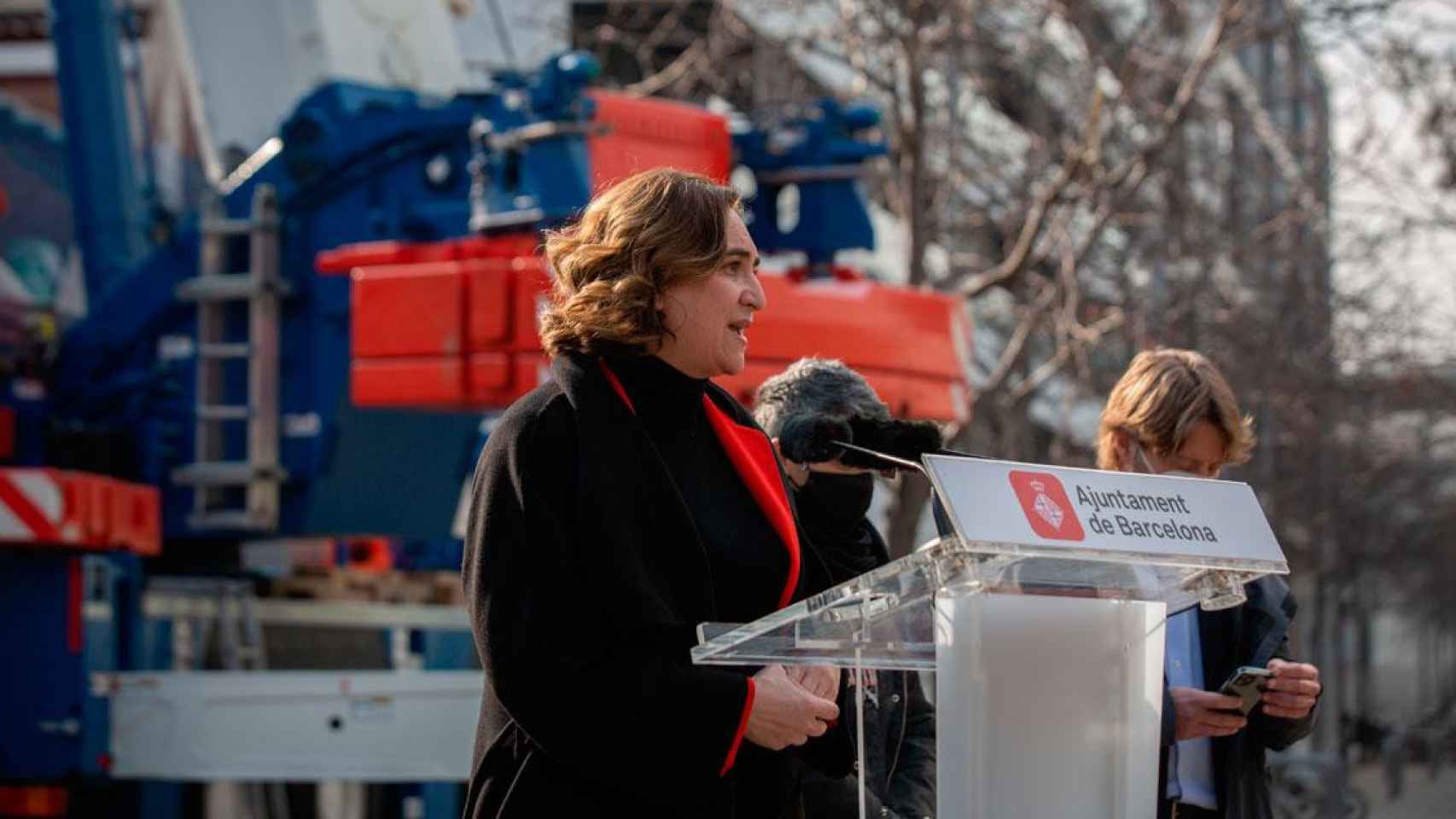 Ada Colau, alcaldesa de Barcelona, en un acto público ayer / EP