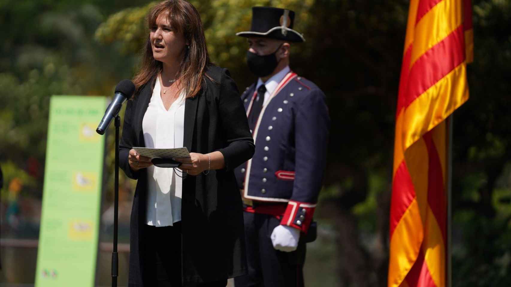 La presidenta del Parlament, Laura Borràs (JxCat), en el acto del 76º aniversario del final de la segunda Guerra Mundial / @mhp_LauraBorras (TWITTER)