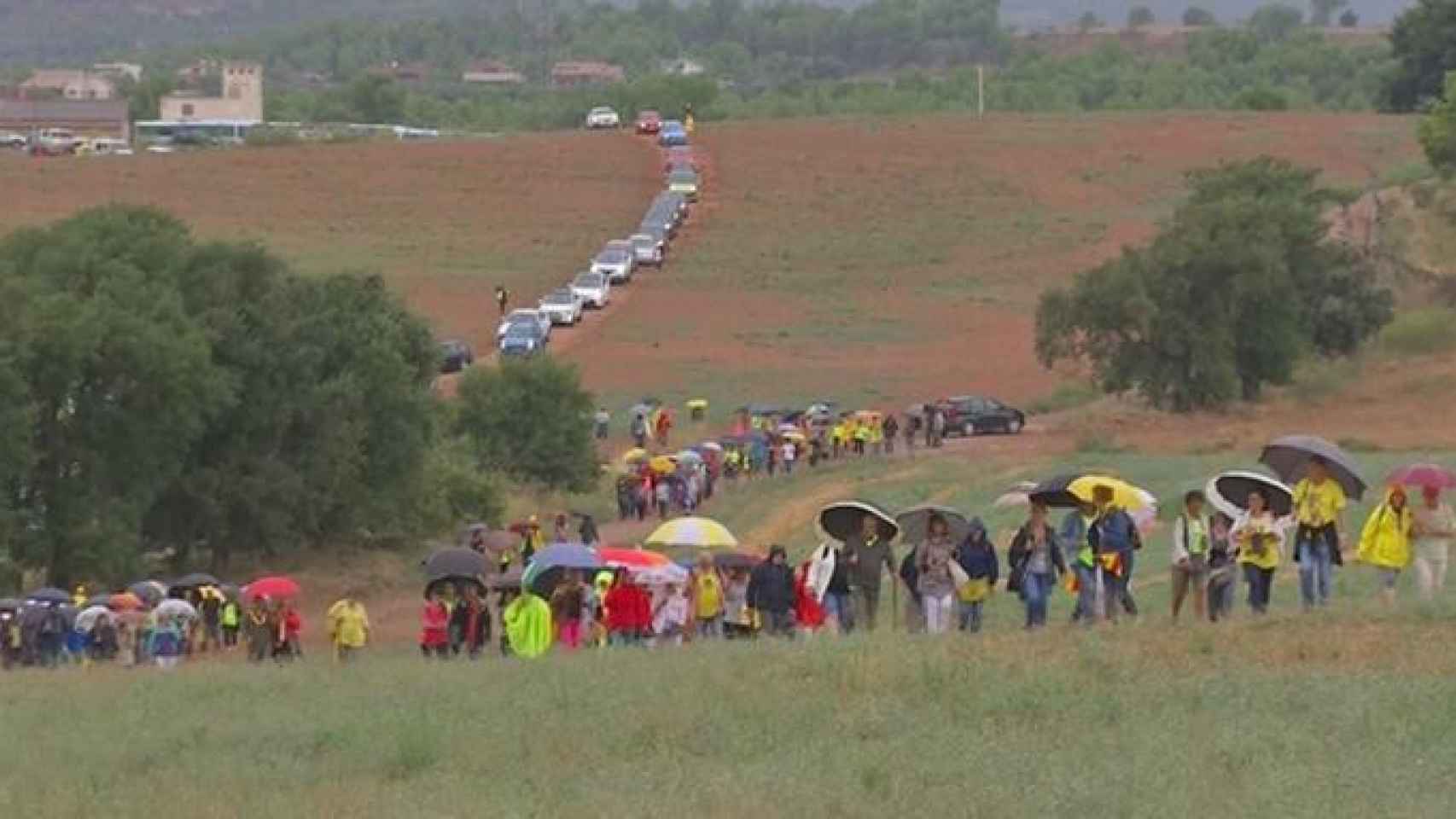 Simpatizantes del independentismo acuden a la cárcel de Lledoners para rendir tributo al exconsejero Forn con motivo del 17A / CCMA