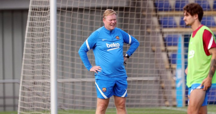 Ronald Koeman en un entrenamiento del Barça / FC Barcelona