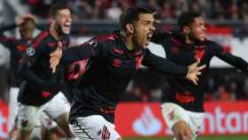 Vitor Roque, la nueva perla brasileña, celebrando un gol con el Athletico Paranaense / EFE