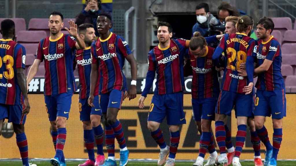 Busquets, Alba, Ilaix Moriba, Messi, Mingueza y Roberto son algunos de los canteranos del Barça