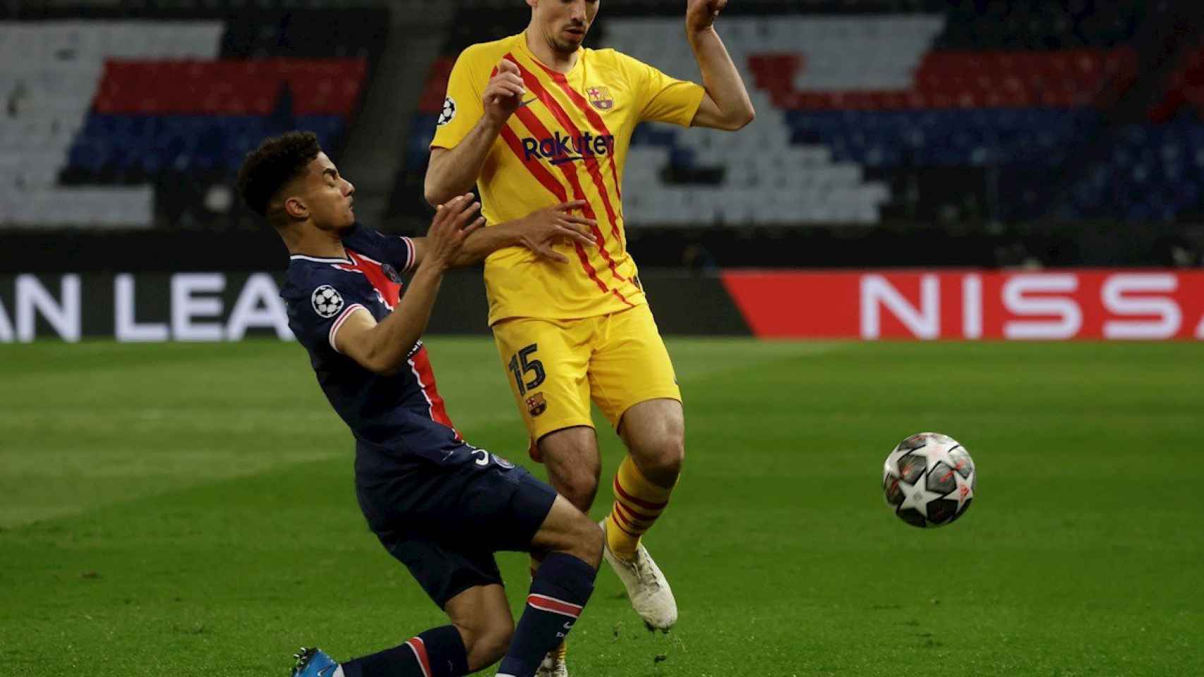 Clément Lenglet contra el PSG / EFE